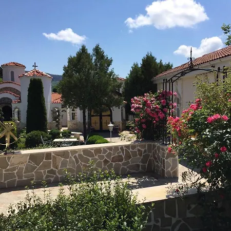 St. Michael בית הארחה