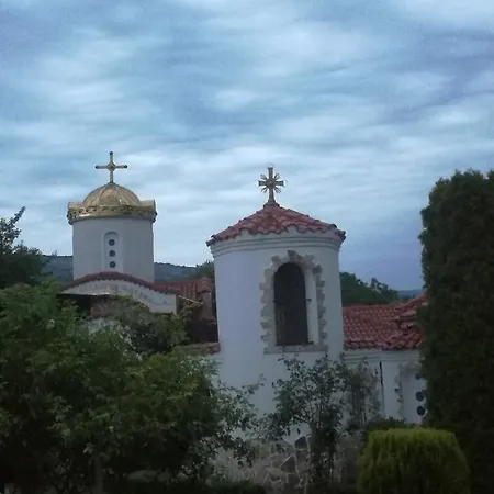 St. Michael * מדרה